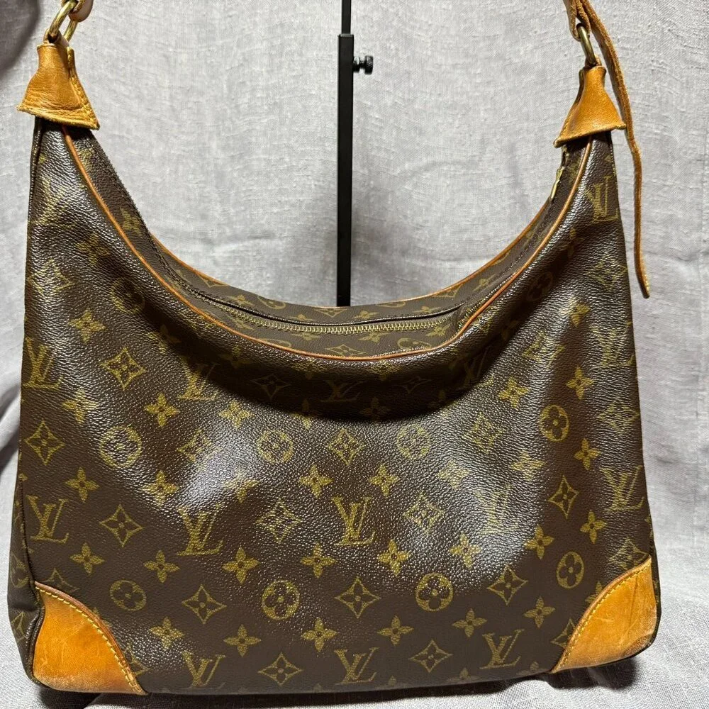 **Authentic** LOUIS VUITTON MONOGRAM BOULOGNE 35 SHOULDER BAG - Picture 11 of 12
